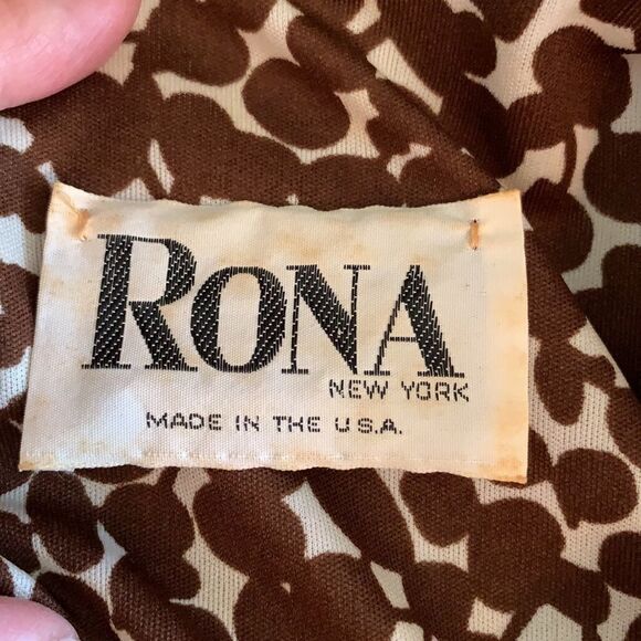 Vtg 70s Rona wrap front brown polyester dress - Picture 10 of 10